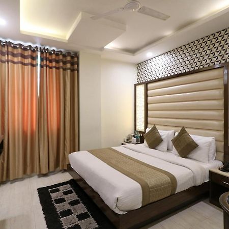 Hotel Mannat International By Mannat Nova Deli Exterior foto
